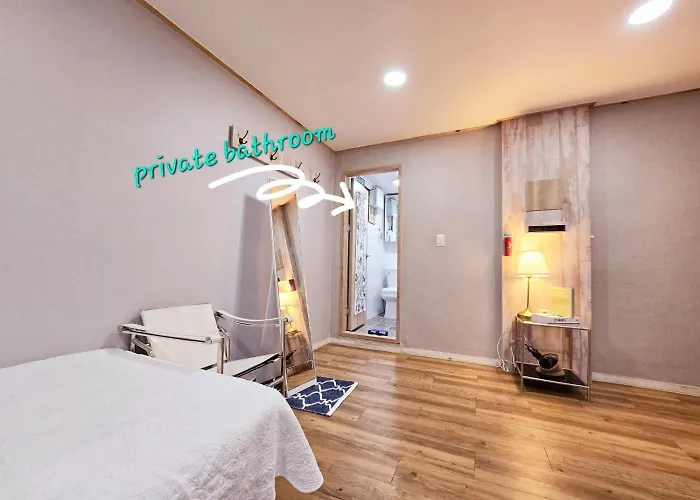 Hongdae Room#g#e#d#r#m Seul